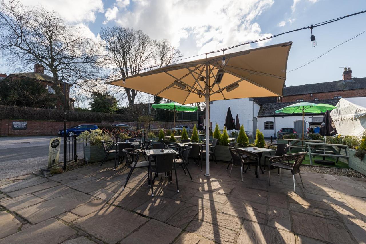 The Littleton Arms Hotel Penkridge Exterior photo